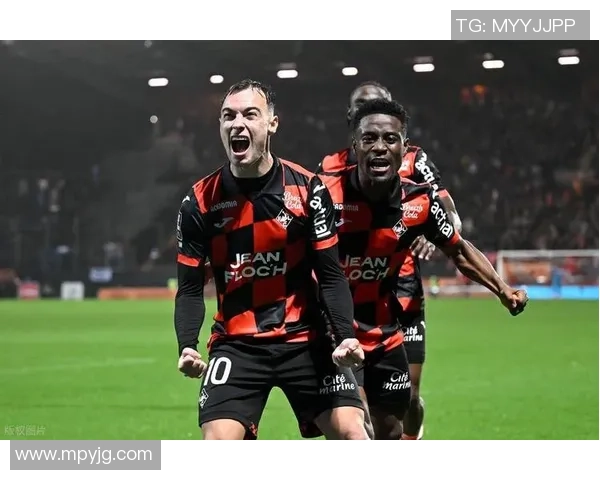 法国队迎来重磅利好!法甲新星闪耀,昔日巨星中场携手归来,世界杯前景一片光明! 法国队迎来重磅利好!法甲新星闪耀,昔日巨星中场携手归来,世界杯前景一片光明!