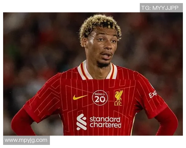 从法兰西妖星到安菲尔德的韧性:埃基蒂克暴走与利物浦的争四野望 从法兰西妖星到安菲尔德的韧性:埃基蒂克暴走与利物浦的争四野望